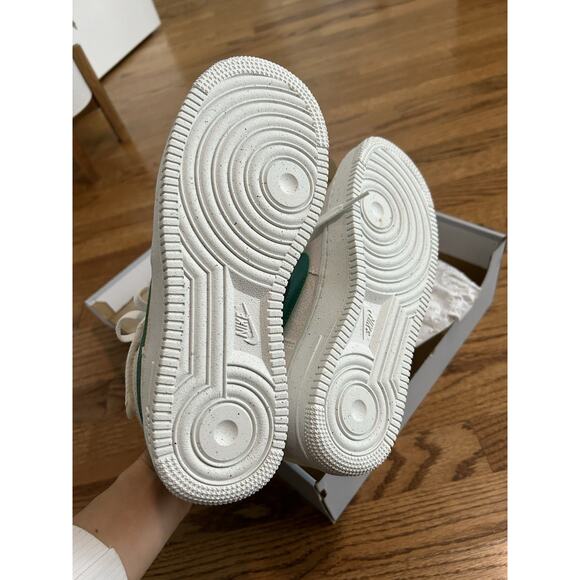 Nike Air Force 1 High top Teal Shadow Swoosh Suede Women’s Size 7 - Picture 3 of 5